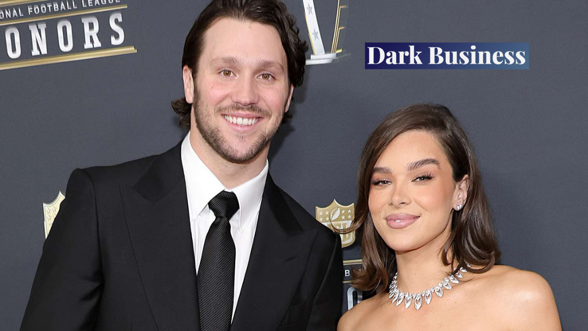 hailee steinfeld josh allen